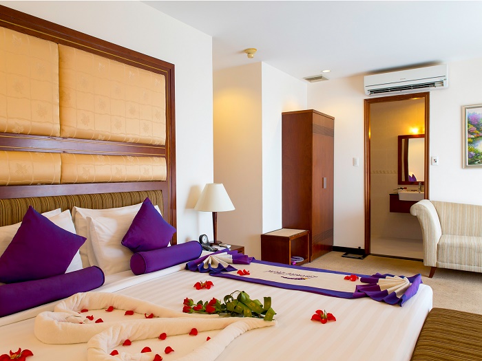 lavender central hotel - Top 10 hotel Bến Thành giá tốt và những lý do nên chọn